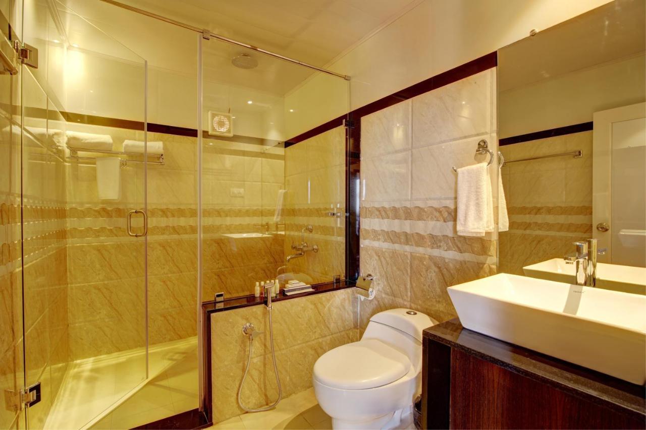 คอนทัวร์ ไอส์แลนด์ รีสอร์ต แอนด์ สปา Hotel Tariyod ภายนอก รูปภาพ