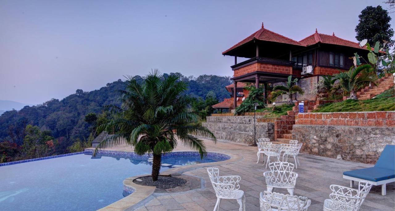 คอนทัวร์ ไอส์แลนด์ รีสอร์ต แอนด์ สปา Hotel Tariyod ภายนอก รูปภาพ