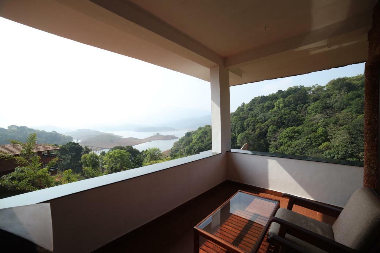 คอนทัวร์ ไอส์แลนด์ รีสอร์ต แอนด์ สปา Hotel Tariyod ภายนอก รูปภาพ