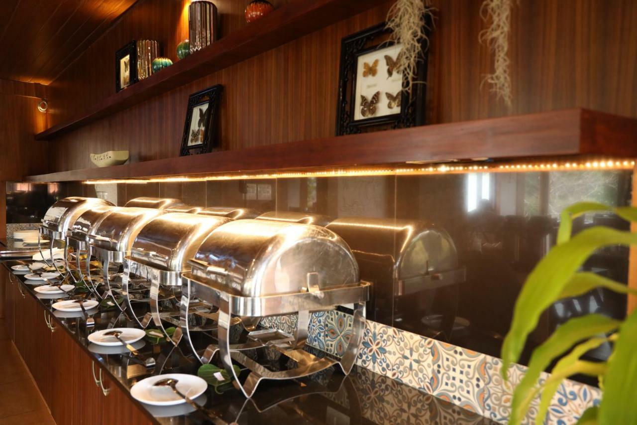 คอนทัวร์ ไอส์แลนด์ รีสอร์ต แอนด์ สปา Hotel Tariyod ภายนอก รูปภาพ